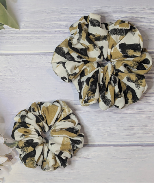Desert elegance scrunchie